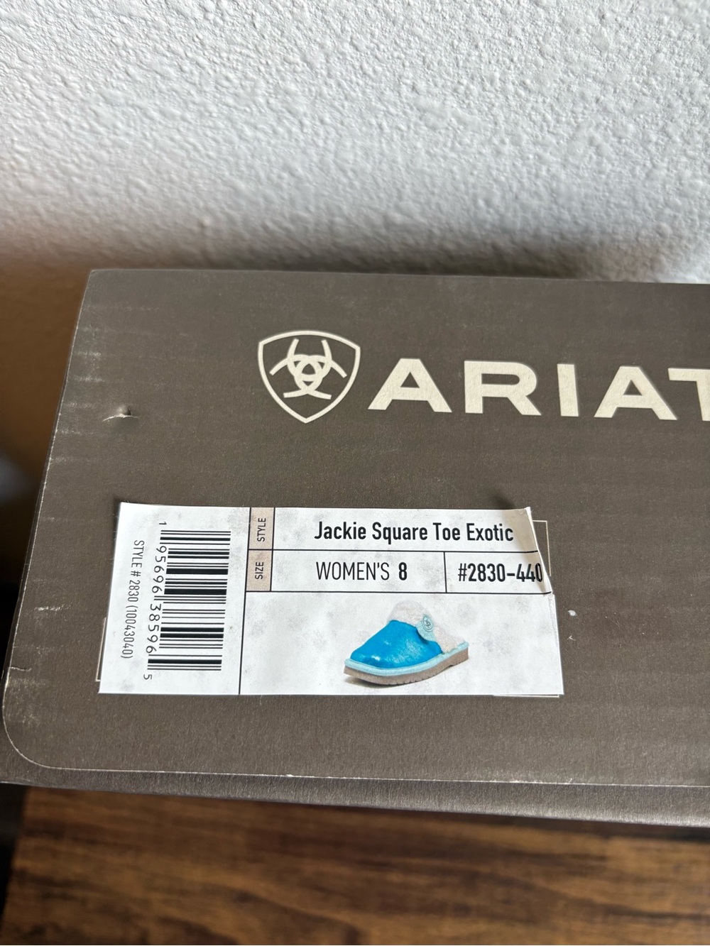 Ariat Women's Jackie Square Toe Slippers - Picture 7 of 8